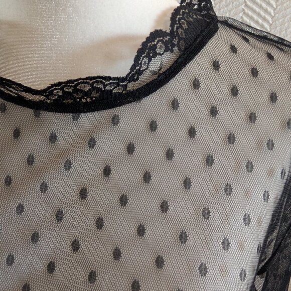 Black Sheer Embroidered Floral Mesh Top Long Sleeves Size Medium Whimsigoth - Picture 5 of 7